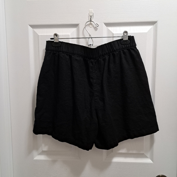 Banana Republic Black Linen Rayon Blend Shorts Size Medium Classic Pull On - Picture 4 of 9